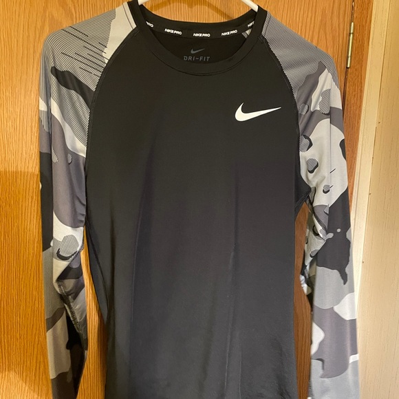 nike pro camo long sleeve t shirt mens